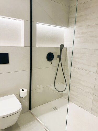 GIRO interiors | Estudio de interiorisme en Girona, Baños piso G